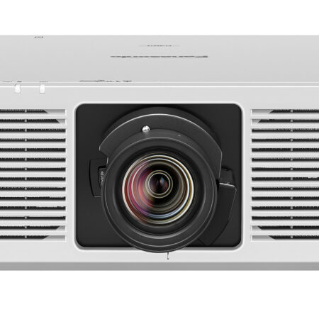 PT-REQ80BEJ - 10000Ansi-Lumens 1DLP chip, 4K video projector